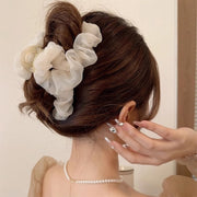ヘアクリップ 髪留め レディース ヘアアクセサリー バンスクリップ フリル くしゅくしゅ 大人女子 ヘビロテ カラバリ豊富 おしゃれ 定番 かわいい