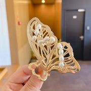 バンスクリップ ヘアクリップ 髪留め レディース 女性 ヘアアクセサリー ファッション雑貨 チャーム ハート 蝶 バタフライ ポンポン フェイクファー フェイクパール チェーン 華やか おしゃれ かわいい キュート ガーリー フェミニン フォーマル