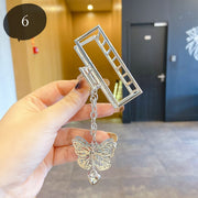 バンスクリップ ヘアクリップ 髪留め レディース 女性 ヘアアクセサリー ファッション雑貨 チャーム フェイクパール チェーン 華やか おしゃれ かわいい キュート ガーリー フェミニン フォーマル