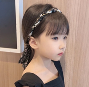 ヘッドバンド キッズ ヘアバンド ヘアアクセサリー 編み込み 三つ編み ヘアアレンジ フェイクパール パール調 かわいい おしゃれ 上品 きれいめ 子供 女の子 スカーフ風 カチューシャ
