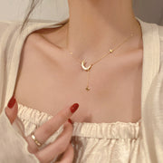 ネックレス ペンダント 首飾り レディース 女性 アクセサリー 月 ムーン 星 スター チェーン 華奢 かわいい おしゃれ キュート キラキラ 揺れる ゆらゆら プレゼント ギフト 贈り物 金色 銀色