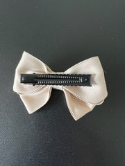 ヘアクリップ レディース ヘアアクセサリー 単品 くちばしクリップ リボン ラインストーン キラキラ 髪飾り 髪留め まとめ髪 大きめ 大人可愛い おしゃれ フェミニン ガーリー かわいい お出かけ デート カジュアル デイリー 通勤 通学 オフィス 女性用 婦人用