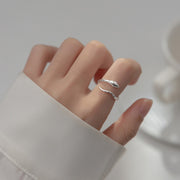 指輪 オープンリング レディース 女性 アクセサリー ファッション小物 ヘビ スネーク 蛇 開口 シンプル おしゃれ かわいい 華奢 カジュアル お出かけ プレゼント ギフト 金色 銀色