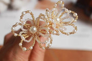 かんざし 簪 Uピン ヘアピン レディース 女性 ヘアアクセサリー 髪飾り 単品 フェイクパール ビーズ フラワー 花 まとめ髪 髪留め U字コーム ヘアスティック 和装小物 和風 おしゃれ 上品 きれいめ 華やか 着物 浴衣 パーティ 発表会 お呼ばれ 白 金色