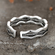 指輪 オープンリング アクセサリー レディース 女性用 ウェーブ ライン ロープ 縄目 ビンテージ調 レトロ風 ヴィンテージ風 おしゃれ かっこいい かわいい シンプル カジュアル お出かけ デイリー ギフト プレゼント 婦人用 ファッション小物