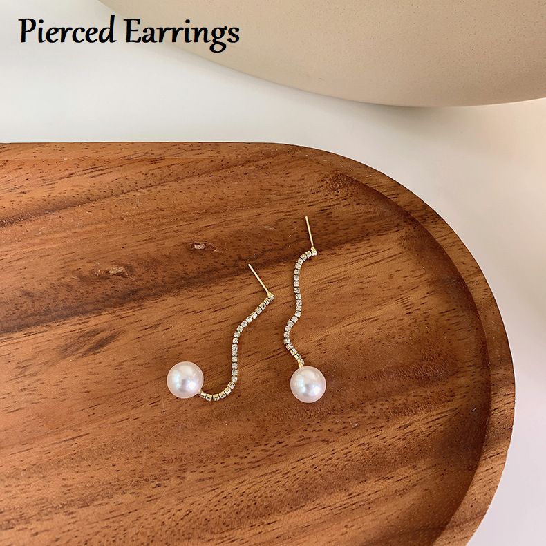スタッドピアス レディース アクセサリー 耳飾り キャッチピアス フェイクパール 商品画像