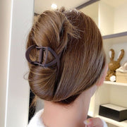 バンスクリップ ヘアクリップ レディース 大人 ヘアアクセサリー シンプル 大きめ しっかり クロス マットカラー 髪留め 髪飾り まとめ髪 ヘアアレンジ つや消し くすみカラー カジュアル おしゃれ お洒落 レトロ感 普段使い デイリー 女性 婦人 彼女 妻 友達 ギフト 贈り物 母の日 敬老の日 ホワイトデー