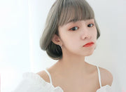スタッドピアス レディース 女性用 アクセサリー シルバーカラー サークル ラインストーン キラキラ 揺れる アシンメトリー 左右非対称 華奢 ロング 高見え カジュアル おしゃれ 大人可愛い かわいい キュート 耳飾り 普段使い 婦人 普段使い ファッション小物 プレゼント 贈り物 ギフト お出かけ プチギフト 誕生日 記念日 パーティー 2次会
