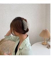 バンスクリップ ヘアクリップ レディース ヘアアクセサリー 無造作 まとめ髪 髪留め ヘアアレンジ クリアカラー 半透明 おしゃれ シンプル