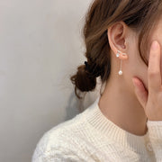 スタッドピアス レディース アクセサリー ラインストーン パール調 アシンメトリー スティック バー チェーン 華奢 揺れる カジュアル フォーマル プレゼント ギフト 贈り物 お祝い 記念日 誕生日 デート 女子会 パーティー お呼ばれ お出かけ デイリー 普段使い かわいい おしゃれ エレガント キラキラ シンプル 上品 非対称 フェイクパール 女性 シルバーカラー