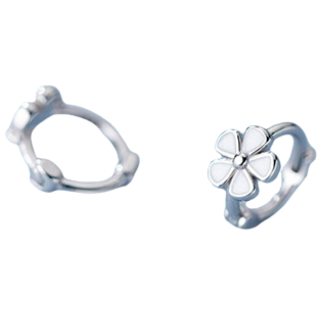 ピアス フープピアス リングピアス レディース 女性 アクセサリー 小ぶり 小さめ フラワー お花 おしゃれ 可愛い ファッション小物