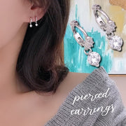 フープピアス レディース サークル リングタイプ 女性用 アクセサリー  シルバーカラー ラインストーン キラキラ 揺れる 高見え 高級感 耳飾り キャッチ不要 おしゃれ 大人可愛い プレゼント 婦人 パーティー カジュアル 普段使い 誕生日 プレゼント ギフト 贈り物 記念日 お出かけ 婦人用 ファッション小物 オフィス OL 会社 上品 エレガント 華やか 豪華 結婚式 2次会 結婚式
