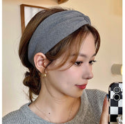 ヘアバンド レディース ヘアアクセサリー ヘッドバンド 幅広 髪留め 髪飾り ねじれ ヘアアレンジ 女性用 婦人用 無地 ソリッドカラー 洗顔 メイク 化粧 ヘアーバンド 普段使い デイリー