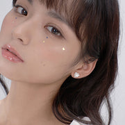 スタッドピアス レディース 女性用 アクセサリー フェイクパール パール風 ラインストーン 小ぶり シルバーカラー おしゃれ エレガント フェミニン シンプル 耳飾り 小さめ デイリー オフィス 通勤 通学