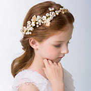 カチューシャ ヘアアクセサリー キッズ 子供用 女の子 ヘッドドレス フェイクパール ラインストーン リーフ フラワーガール リングガール 髪飾り 可愛い キュート おしゃれ 綺麗 プリンセス風 記念写真 発表会 結婚式 ウェディング パーティー ファッション小物
