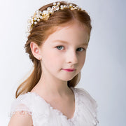 カチューシャ ヘアアクセサリー キッズ 子供用 女の子 ヘッドドレス フェイクパール ラインストーン リーフ フラワーガール リングガール 髪飾り 可愛い キュート おしゃれ 綺麗 プリンセス風 記念写真 発表会 結婚式 ウェディング パーティー ファッション小物