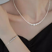 ネックレス レディース フェイクパール メタルビーズ キラキラ 輝く 女性 婦人 アクセサリー 首飾り 上品 エレガント 華やか 高級感 フォーマル パーティー きれいめ 大人 カジュアル ペンダント