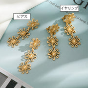 スタッドピアス クリップイヤリング レディース アクセサリー 女性用 フラワー 花 3連 揺れる 垂れる ロング おしゃれ かわいい 大人可愛い 上品 フェミニン ガーリー ギフト プレゼント 贈り物 お出かけ デート