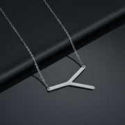 ネックレス ペンダント イニシャル アルファベット レディース メンズ ステンレス チェーン アズキチェーン アクセサリー プリンセスネックレス おしゃれ お洒落 シンプル 普段使い デイリー 大人 カップル お揃い ペアルック 女性 婦人 男性 紳士 彼女 妻 彼氏 夫 友達 プレゼント ギフト 贈り物 誕生日 記念日 母の日 父の日 敬老の日 クリスマス ホワイトデー