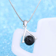 ペンダントトップ ペンダントヘッド レディース アクセサリー プレゼント 誕生日 シンプル 小さめ ブラック ストーン ボール 三角 トライアングル 小ぶり 華奢 天然石風 宝石風 シルバーカラー 普段使い お呼ばれ お出かけ 上品 おしゃれ 女性 彼女 妻 嫁 大人女子 婦人 ガールズ ギフト 贈り物 記念日 母の日
