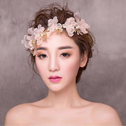 ヘッドドレス ヘアアクセサリー ブライダル 髪飾り レディース 女性 フェイクパール ラインストーン お花 フラワーモチーフ 上品 華やか 高見え 存在感 エレガント 大人可愛い キュート フォーマル 結婚式 お呼ばれ パーティー かわいい おしゃれ