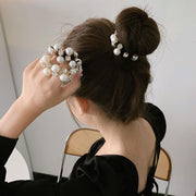 ヘアゴム シュシュ ヘアアクセサリー 髪飾り 髪留め レディース 女性 アクセサリー ラインストーン フェイクパール 編みデザイン ヘアリング ファッション小物 まとめ髪 ヘアアレンジ かわいい キュート おしゃれ きれいめ お出かけ 通勤 ギフト プレゼント 茶 黒