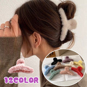 ヘアクリップ バンスクリップ ワニクリップ レディース ヘアアクセサリー 髪飾り 髪留め まとめ髪 ヘアアレンジ カジュアル フェイクファー 大きめ デイリー 普段使い お出かけ かわいい おしゃれ ふわふわ もこもこ 髪かざり 髪どめ ファッション小物 雑貨 女性 婦人 ブラック オフホワイト ブルー イエロー グリーン ピンク レッド ブラウン パープル