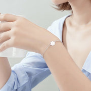 ブレスレット レディース 女性 アクセサリー ファッション雑貨 チェーン ラウンド 水晶風 ラインストーン ホワイト シルバーカラー シンプル かわいい キュート エレガント フォーマル プレゼント ギフト
