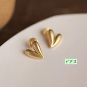 ピアス イヤリング スタッドピアス 2タイプ ノンホールピアス ハート ゴールドカラー レディース 女性 シンプル かわいい キュート おしゃれ 両耳用 フェミニン デイリー 通勤 通学 婦人用