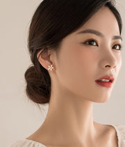 ピアス 両耳用 スタッドピアス アクセサリー レディース 女性 華奢 花 フラワー シンプル おしゃれ かわいい ファッション雑貨 プレゼント