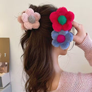 バンスクリップ ヘアクリップ レディース 女性 ヘアアクセサリー フェイクファー 花 フラワー もこもこ ふわふわ 大きめ 髪飾り 髪留め まとめ髪 ヘアアレンジ おしゃれ かわいい キュート