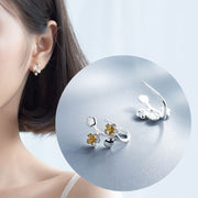 フックピアス 両耳用 レディース アクセサリー 女性用 小粒 小さめ シンプル フラワー 梅 花 おしゃれ かわいい 上品 フェミニン オフィス お出かけ デート カジュアル デイリー ギフト プレゼント 贈り物 普段使い 婦人用