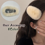 ヘアクリップ フェイクファー ふわふわ もこもこ レディース 女性 女子 女の子 ヘアアクセサリー 髪留め 前髪 横髪 ヘアアレンジ パッチンどめ 大きめ カラバリ豊富 お出かけ 通勤 通学 かわいい おしゃれ シンプル キュート ガーリー