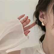 フープピアス レディース 女性用 アクセサリー 耳飾り シンプル リング おしゃれ スタイリッシュ 上品 大人女子 おでかけ オフィス プレゼント ギフト 贈り物 シルバーカラー ゴールドカラー