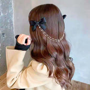 バレッタ 髪留め レディース 女性 婦人用 ヘアアクセサリー リボン フェイクパール 蜂モチーフ チェーン 上品 エレガント 髪飾り ヘアアレンジ おしゃれ かわいい パーティー フォーマル 普段使い お出かけ 華やか