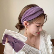 ヘアバンド レディース ヘアアクセサリー ヘアターバン ヘッドバンド 幅広 シンプル 無地 ワイド ねじり ツイスト クロス くすみカラー かわいい おしゃれ ヘアアレンジ 女性 大人女子