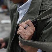 指輪 オープンリング アクセサリー メンズ 男性用 銀色 サイズ調整可能 開口 レトロ風 おしゃれ ギフト 記念日 誕生日 プレゼント 贈り物 ギフト 記念日 普段使い ファッション小物
