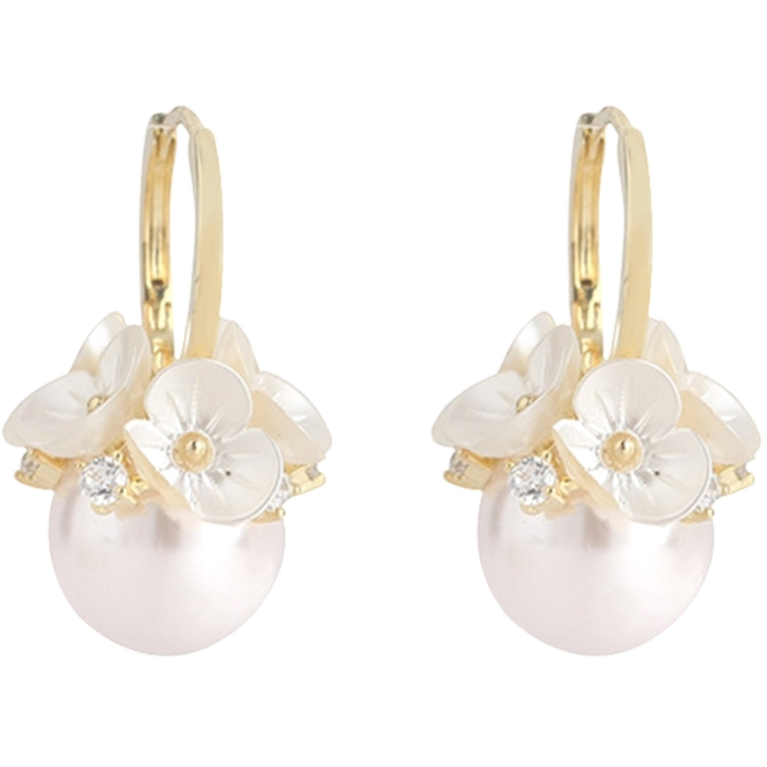 ピアス フープピアス 両耳用 レディース アクセサリー ラインストーン フェイクパール フラワー 清楚 かわいい 上品 高級感