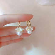 ピアス フープピアス 両耳用 レディース アクセサリー ラインストーン フェイクパール フラワー 清楚 かわいい 上品 高級感