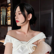 ネックレス ペンダント レディース 女性 アクセサリー チェーン クロス ラウンド サークル ラインストーン キラキラ シルバーカラー ゴールドカラー シンプル おしゃれ かわいい 首飾り お出かけ 普段使い ギフト プレゼント ファッション小物