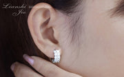 フープピアス リングピアス アクセサリー レディース 両耳用 女性用 中折れ式 ラインストーン 輪っか 耳飾り おしゃれ かわいい フェミニン 大人上品 キラキラ お出かけ デート オフィス 通勤 エレガント ギフト プレゼント 贈り物 婦人用