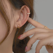 フープピアス 単品 レディース アクセサリー リングピアス ファッションピアス 耳飾り 小ぶり ゴールドカラー ラインストーン サークル V字 おしゃれ 上品 洗練