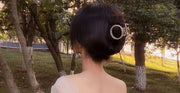 ヘアクリップ バンスクリップ  ヘアアクセサリー レディース 女性 円形 サークル フェイクパール 上品 エレガント 華やか 華奢 シンプル 髪留め ヘアアレンジ まとめ髪 髪飾り 普段使い カジュアル お出かけ おしゃれ OL 会社 通勤 オフィス パーティー 結婚式 入学式 卒業式 ゴールドカラー