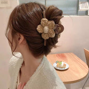 ヘアクリップ ヘアアクセサリー 髪留め バンスクリップ 大きめ 女性 レディース 婦人 お花 フラワー おしゃれ かわいい 秋冬
