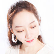 ピアス フープピアス リングピアス レディース 女性 アクセサリー フェイクファー ふわふわ かわいい お洒落 耳飾り ファッション小物 プレゼント ギフト