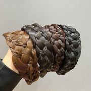 カチューシャ 三つ編み フェイクヘア レディース 女性 ヘアアクセサリー 編み込み風 ヘアアレンジ かわいい おしゃれ 髪飾り