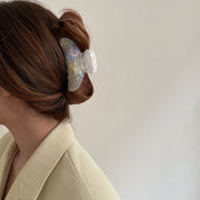 ヘアクリップ バンスクリップ バレッタ レディース ヘアアクセサリー 光沢感 シェル風 貝殻風 髪飾り 髪留め まとめ髪 ヘアアレンジ おしゃれ かわいい きれいめ フェミニン 大人女子 お出かけ オフィス 通勤 普段使い デイリー 女性用