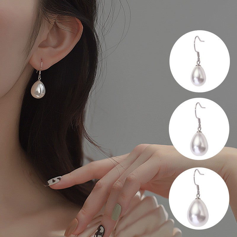 ピアス フックピアス レディース 女性 アクセサリー ティアドロップ しずく型 雫 シルバーカラー フェイクパール 揺れる かわいい おしゃれ 上品 きれいめ 大人女子 普段使い プレゼント ギフト