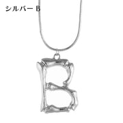 イニシャルネックレス レディース メンズ 男女兼用 アクセサリー イニシャルモチーフ アルファベット 大文字 シンプル おしゃれ かっこいい ゴールドカラー シルバーカラー
