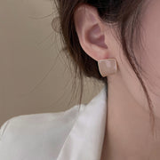 スタッドピアス レディース アクセサリー 女性用 スクエア 四角 長方形 ひねり U字 ツヤ感 おしゃれ かわいい 大人上品 きれいめ フェミニン エレガント スタイリッシュ お出かけ デート カジュアル デイリー 婦人用